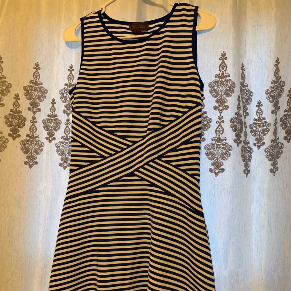 Women’s Dress size M